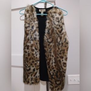 Leopard vest
